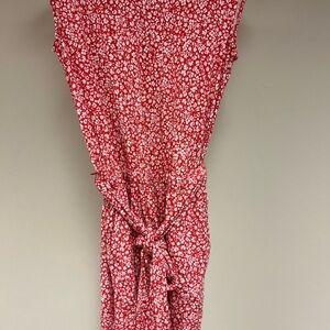 LOFT Red and White Floral Top